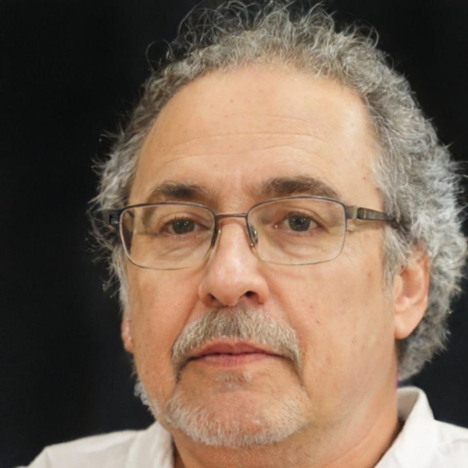 Retrato profesional de Silvestre Márquez
